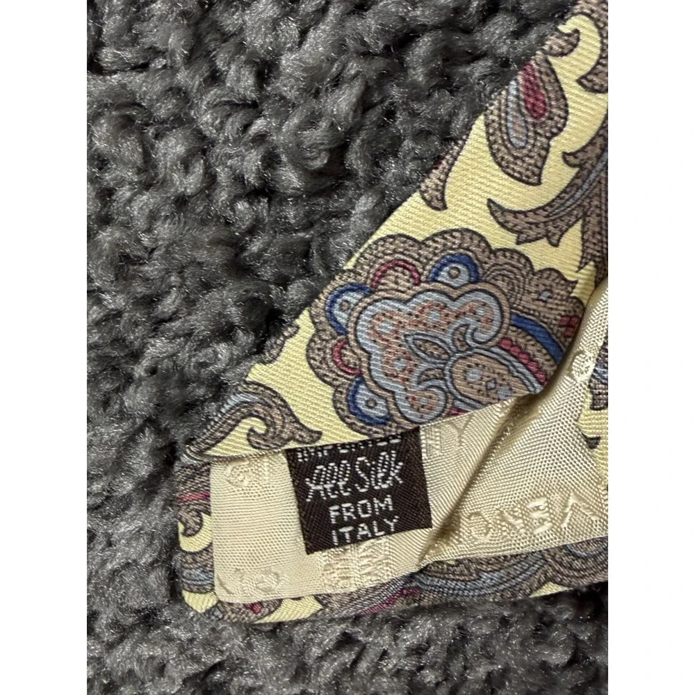 Givenchy Monsieur Vintage Silk Paisley Tie Yellow Blue Made in Italy 56 Inch